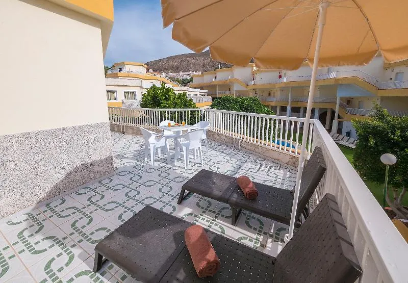 Checkin Bungalows Atlantida Los Cristianos  Aparthotel