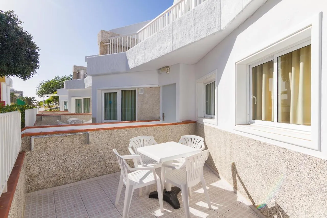 Checkin Bungalows Atlantida Лос Кристианос Апарт-отель