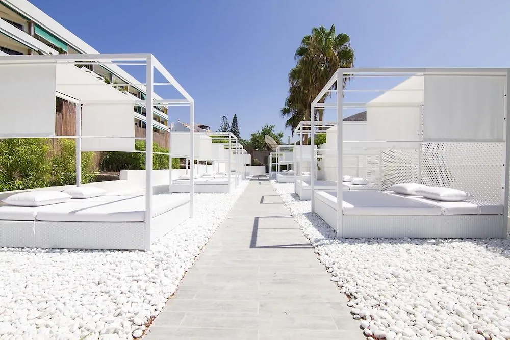 Checkin Bungalows Atlantida Лос Кристианос